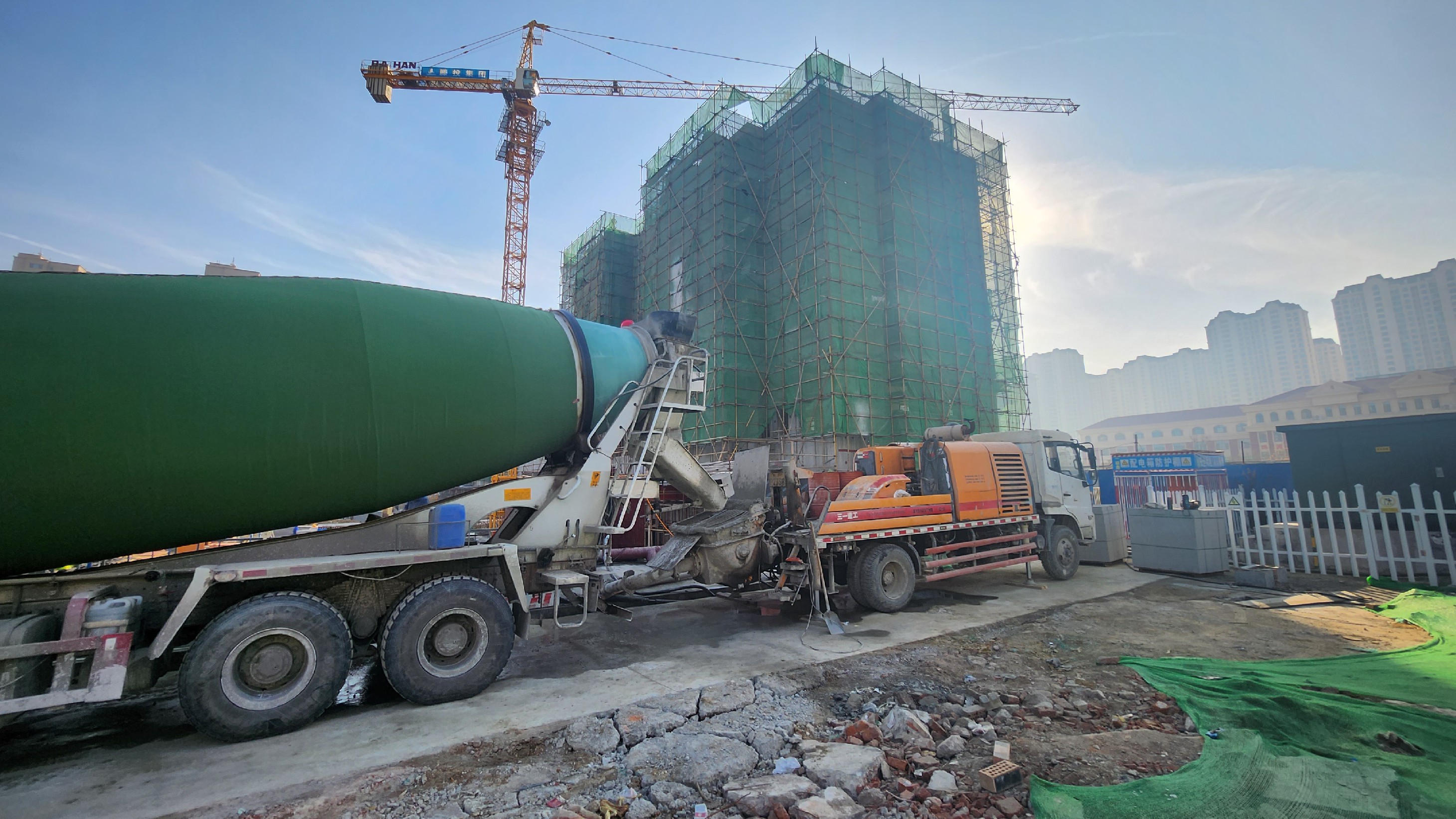 1702088887177217.jpg 4.jpg